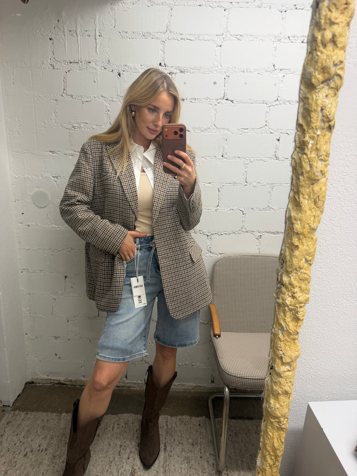 Western Boots in Taupe / Brown